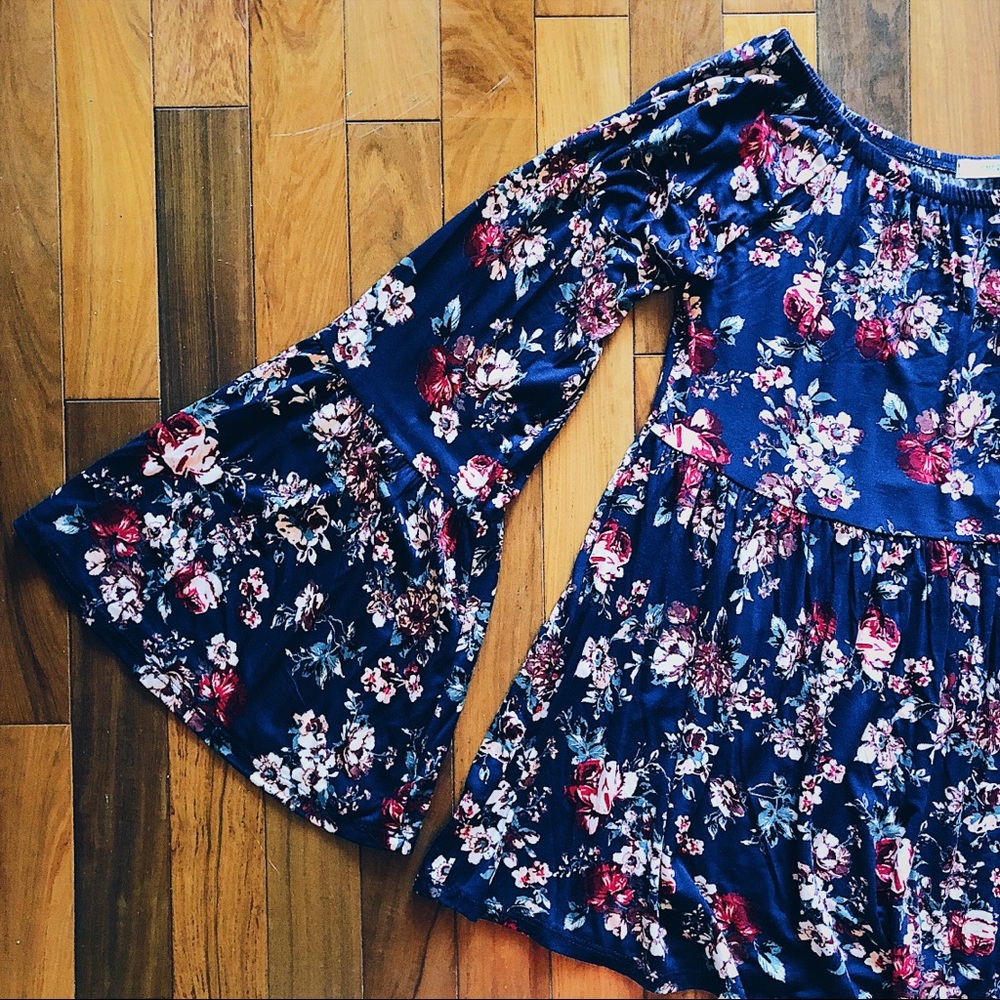 Hippie Peasant Top with bell sleeves **NWT**